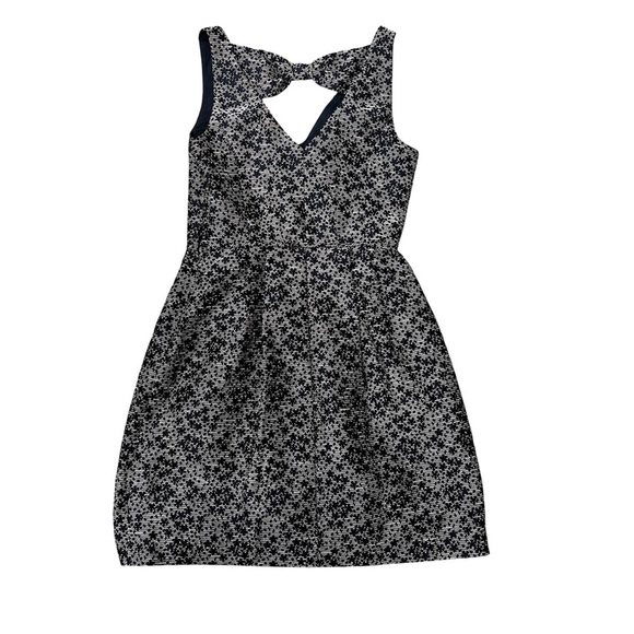 Trina Turk Womens 6 Fairlawn Floral Jacquard Dress Navy Blue Fit Flare EUC Lined - Picture 2 of 8